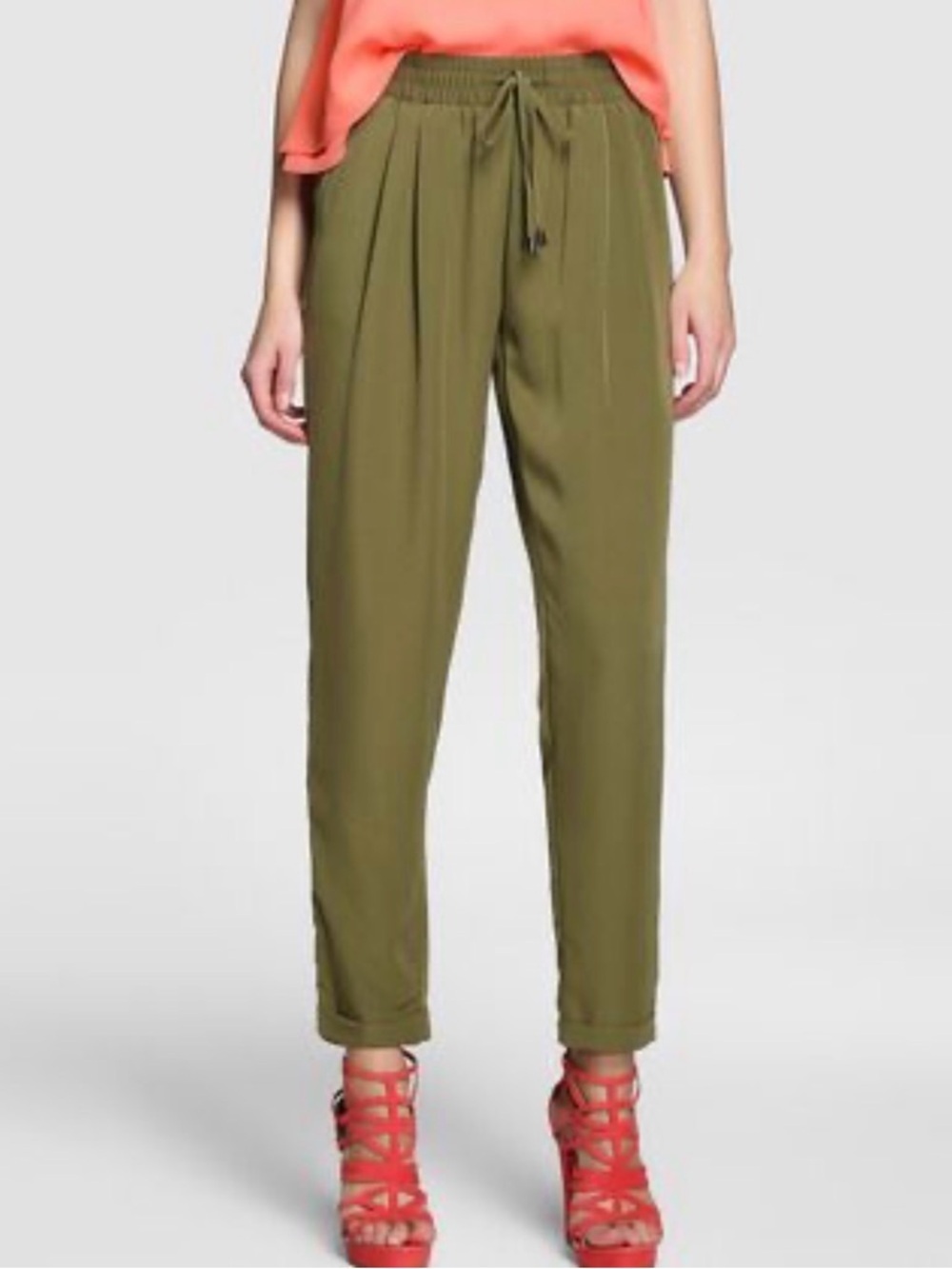 Alya Olive Drawstring Pleated Track Pants